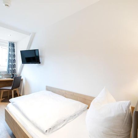 Hotelgasthof Bayerischer Hof Sulzbach-Rosenberg Ngoại thất bức ảnh