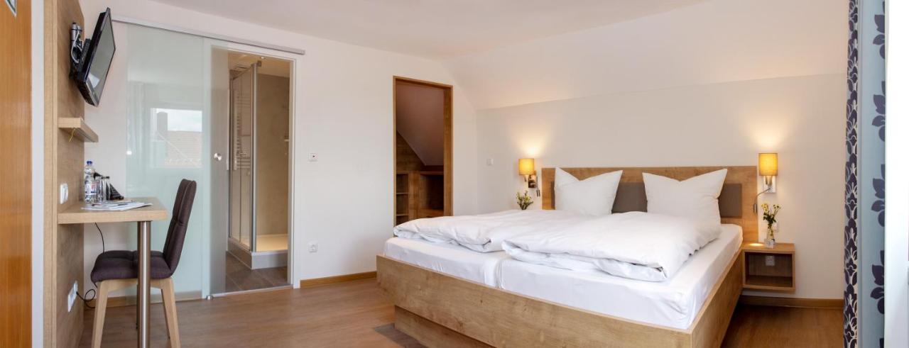 Hotelgasthof Bayerischer Hof Sulzbach-Rosenberg Ngoại thất bức ảnh