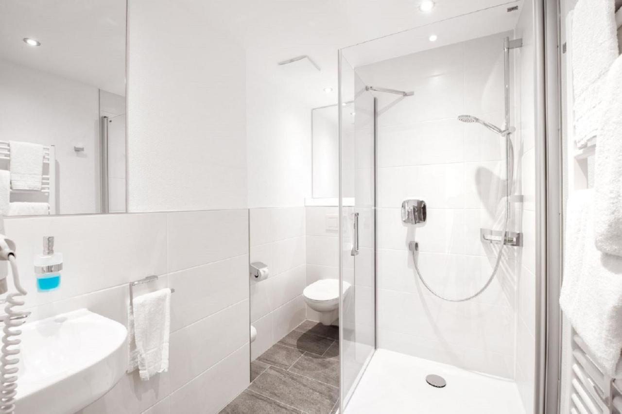 Hotelgasthof Bayerischer Hof Sulzbach-Rosenberg Ngoại thất bức ảnh
