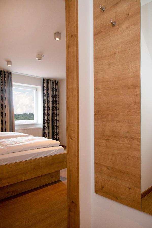 Hotelgasthof Bayerischer Hof Sulzbach-Rosenberg Ngoại thất bức ảnh