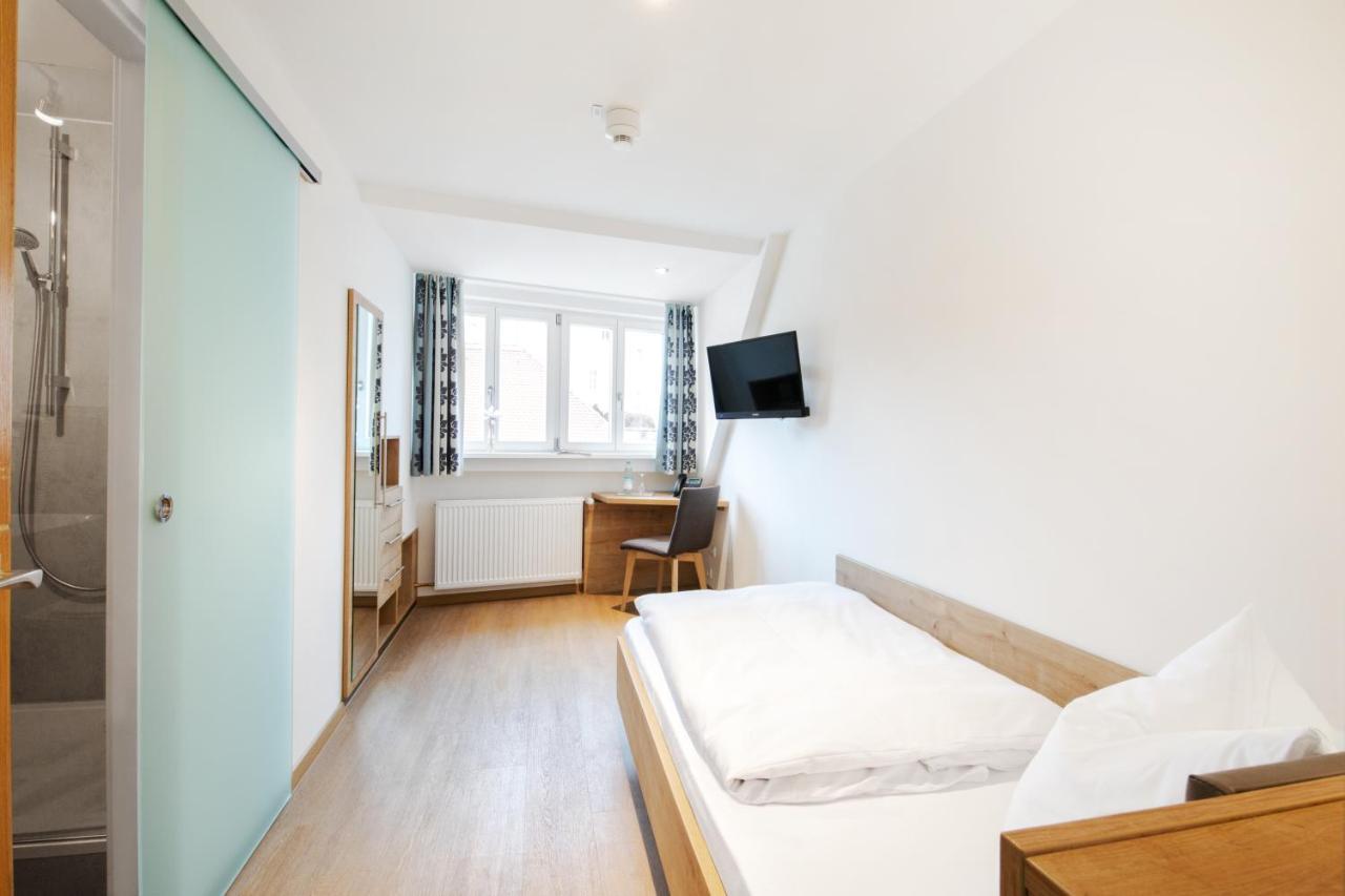 Hotelgasthof Bayerischer Hof Sulzbach-Rosenberg Ngoại thất bức ảnh