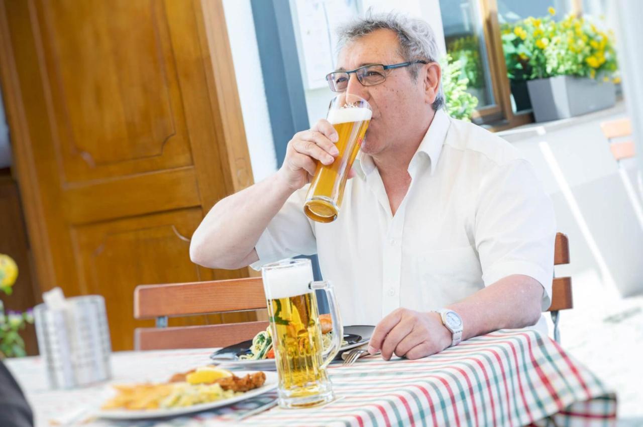 Hotelgasthof Bayerischer Hof Sulzbach-Rosenberg Ngoại thất bức ảnh